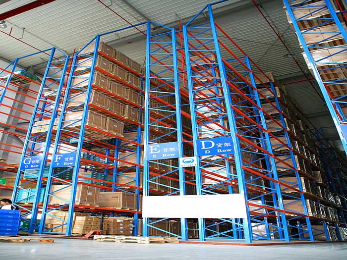 Very Narrow Aisle pallet racking