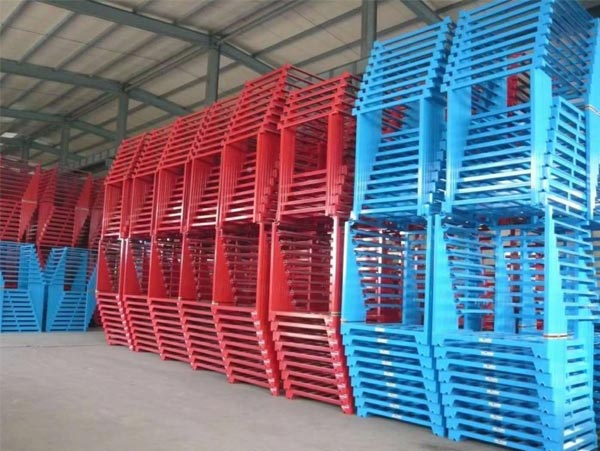 stacking storage racks