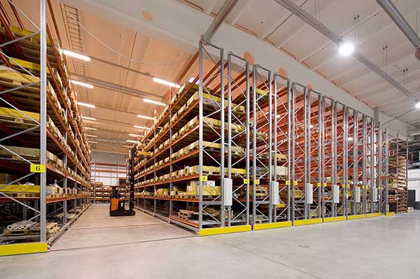 steel pallet racking