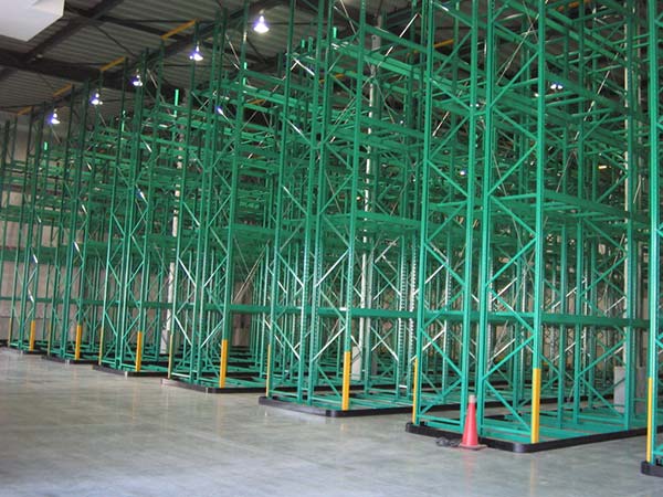 Which is the advantage of narrow aisle shelf or pallet rack
