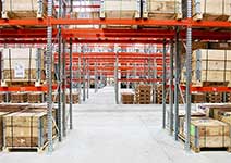 Criteria and keys to choosing the right industrial shelving for your warehouse