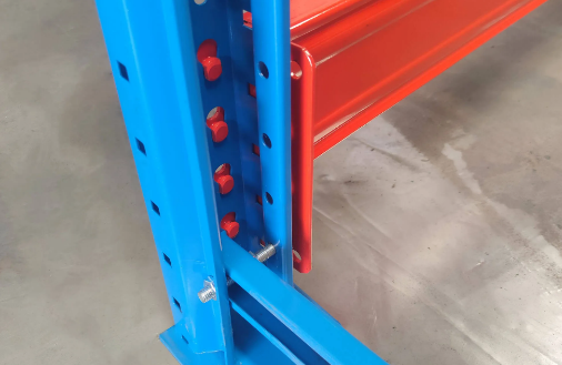 How Teardrop-Hole Racks Improve Storage Space