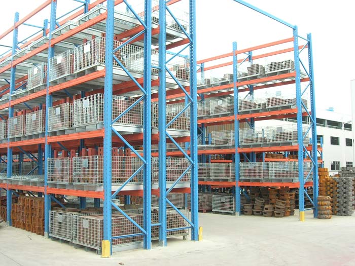Heavy Duty Selective Pallet Racking system for warehouse