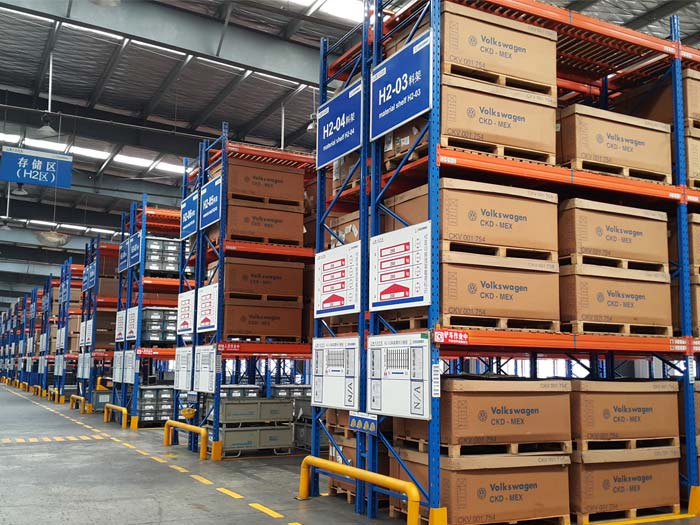 Industrial warehouse pallet rack storage shelves