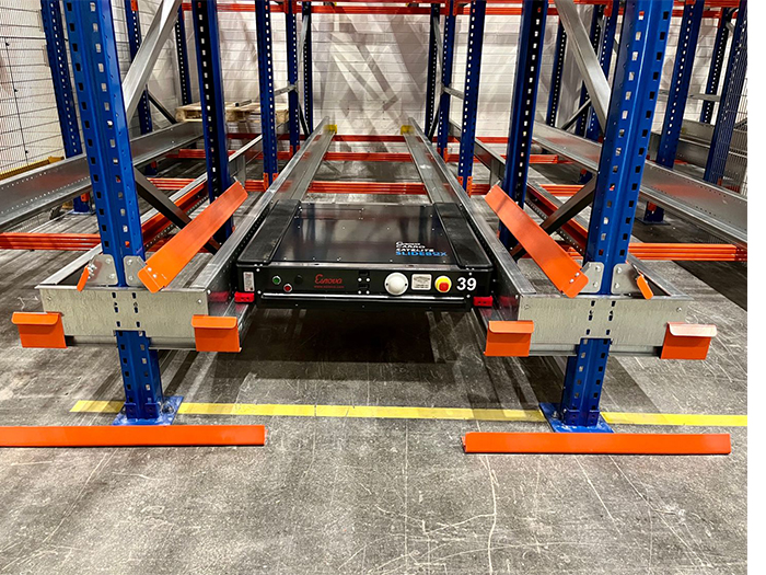Semi-automatic Pallet Shuttle Racking System from China