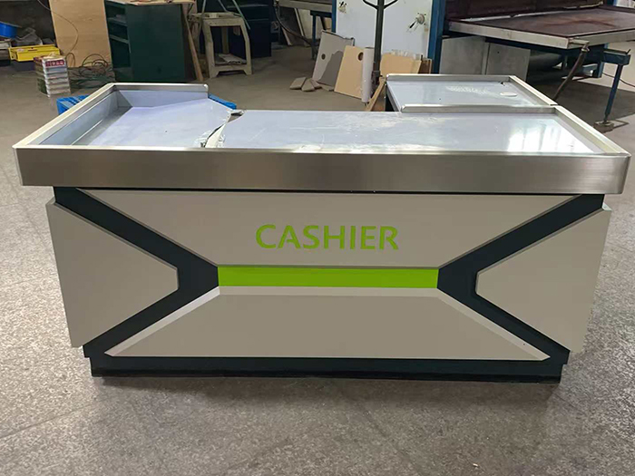 Supermarket Checkout Counter